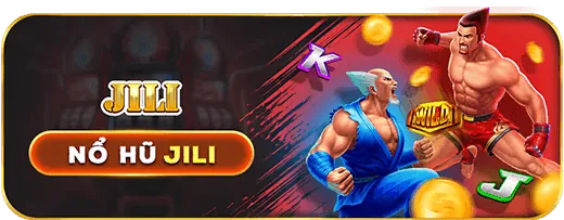 Người chơi tập trung vào màn hình slot game với chiến lược chiến thắng